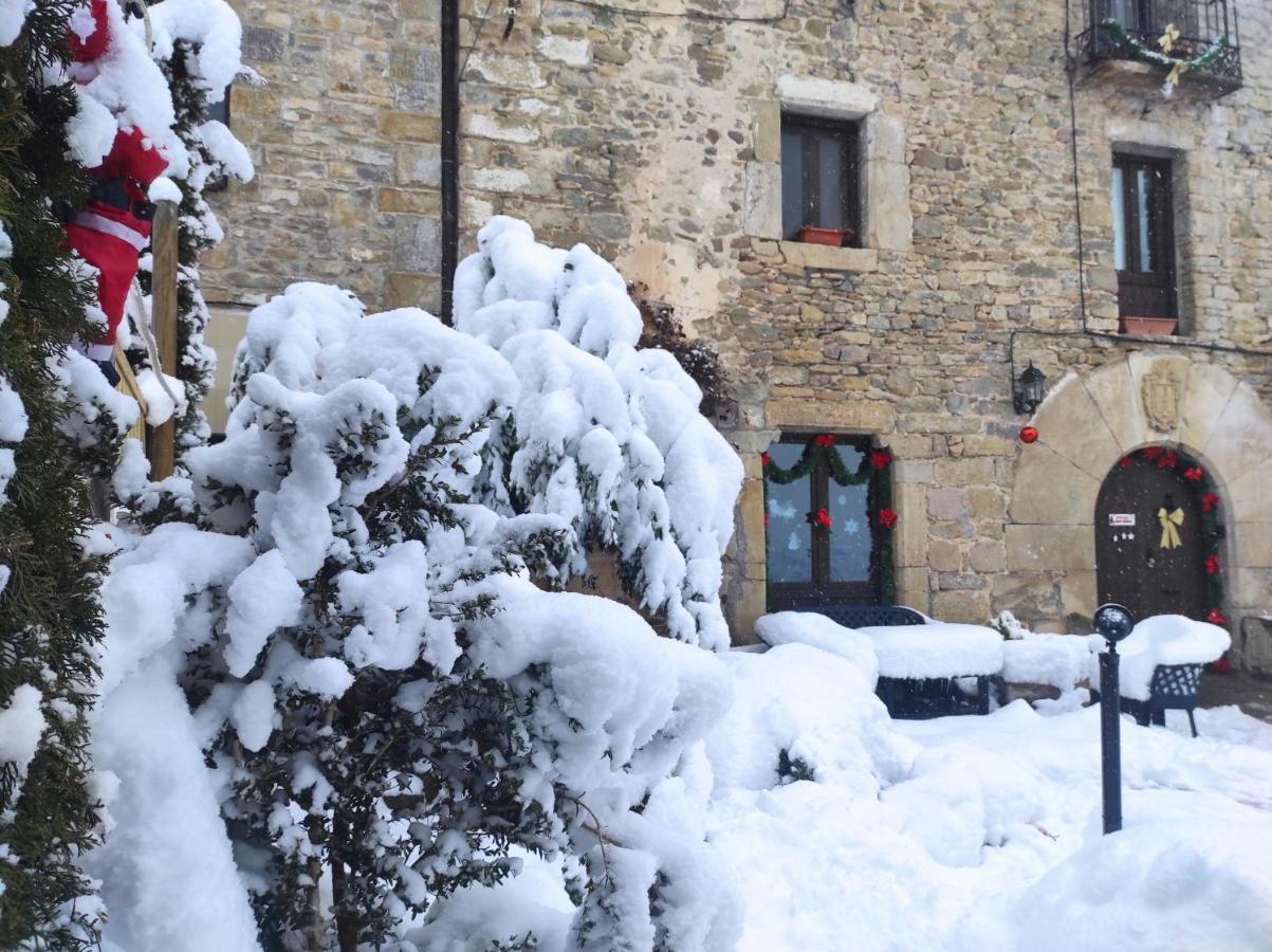 Casa Rural Laguarta - Restaurante Pensionat Exteriör bild