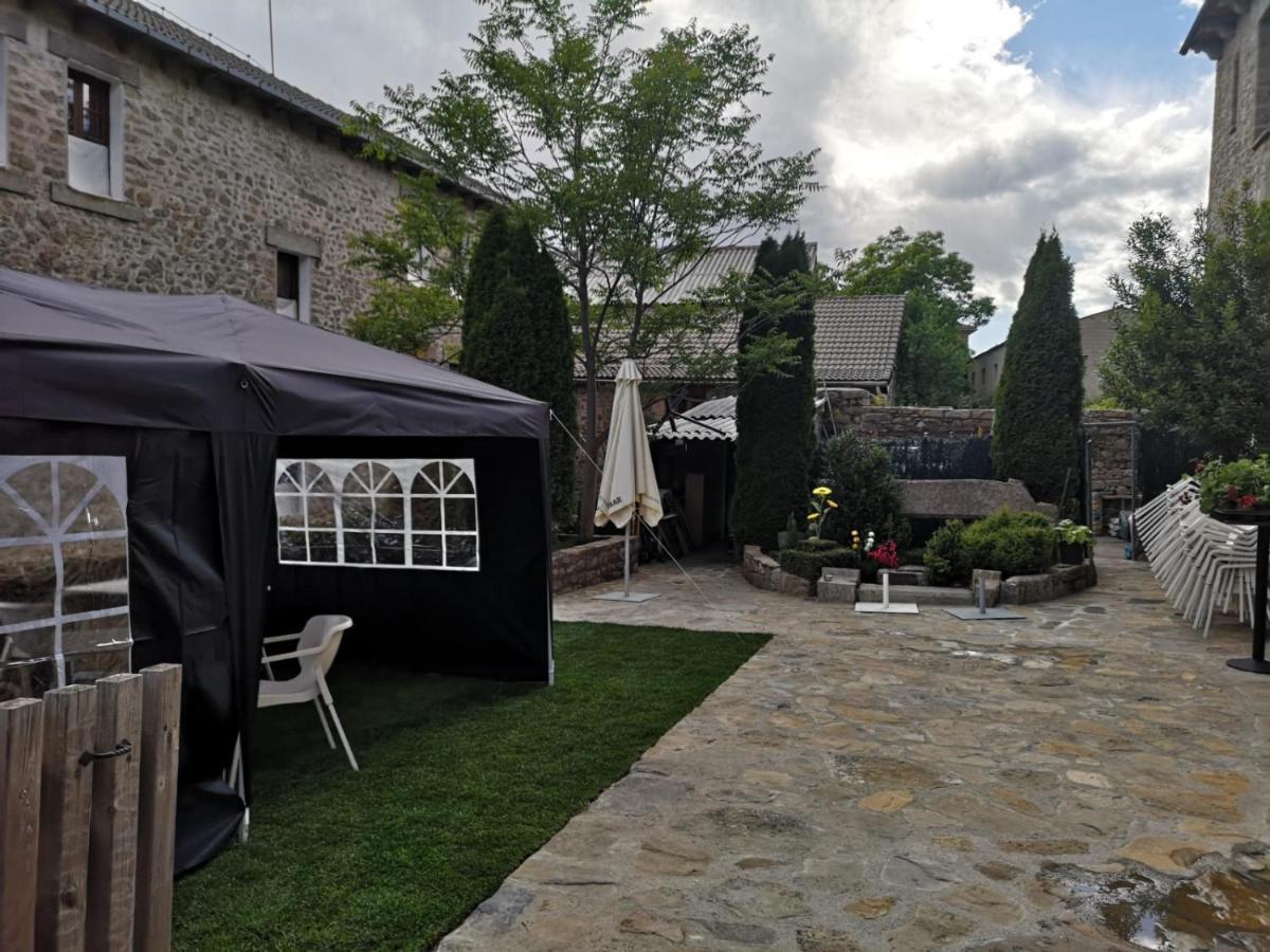 Casa Rural Laguarta - Restaurante Pensionat Exteriör bild