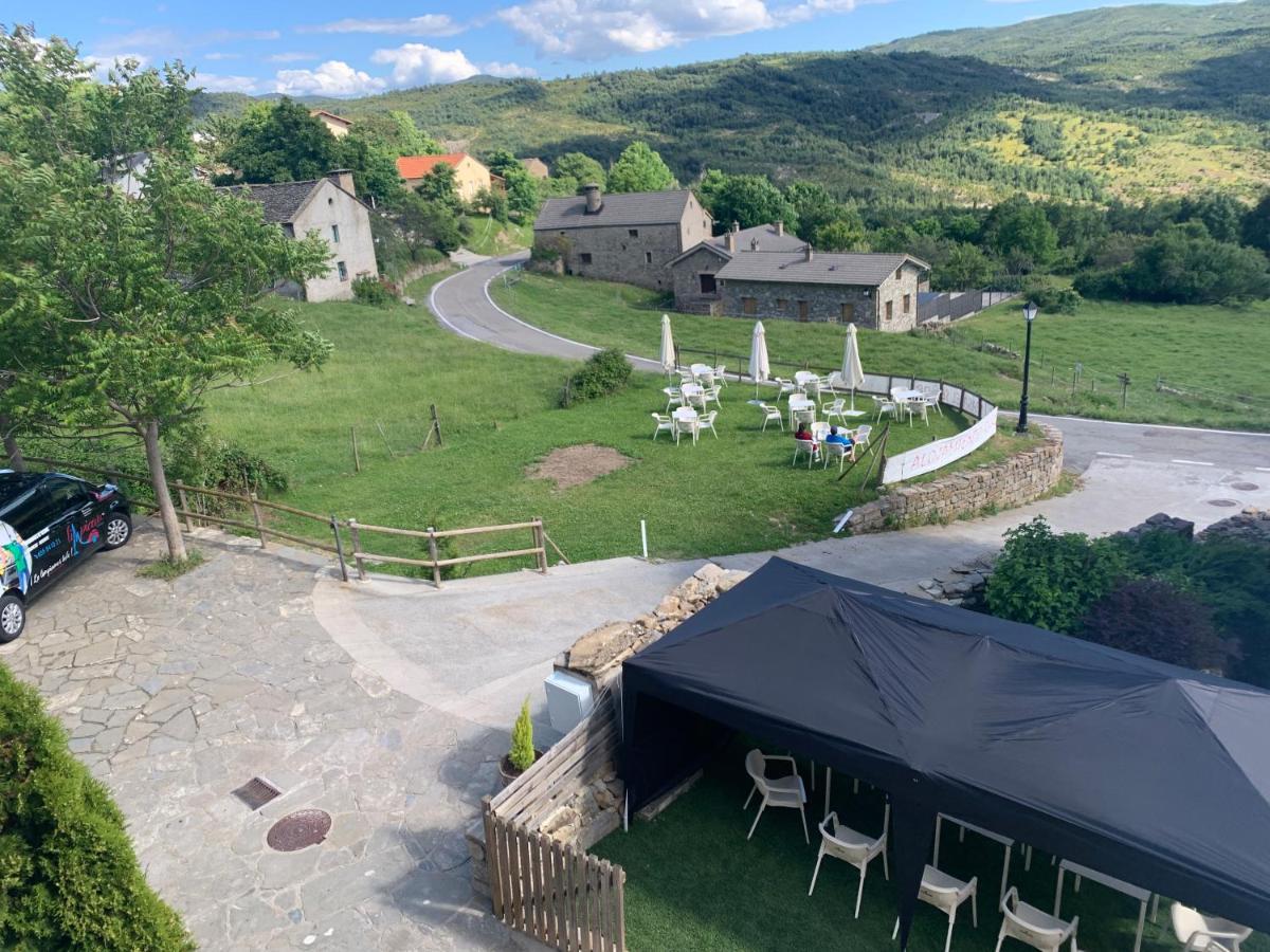 Casa Rural Laguarta - Restaurante Pensionat Exteriör bild
