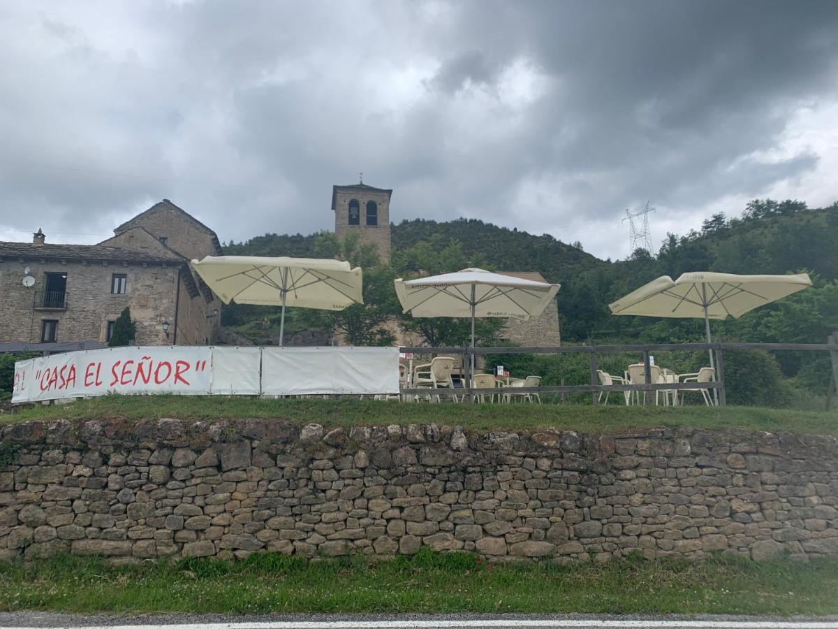 Casa Rural Laguarta - Restaurante Pensionat Exteriör bild
